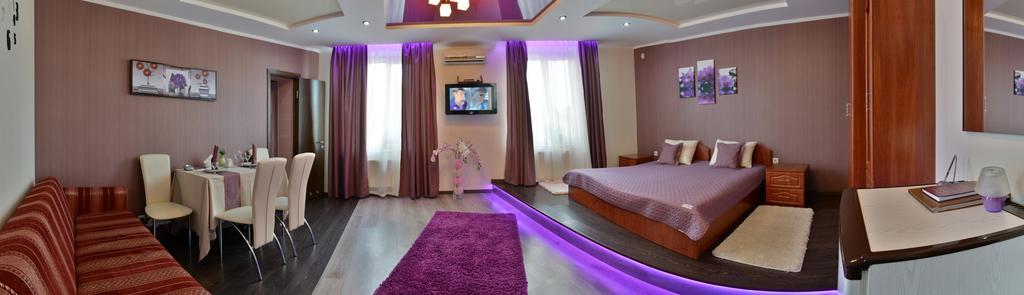 Vvp Club Hotel Tiraspol Oda fotoğraf